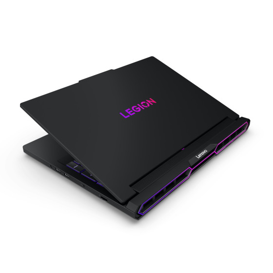 PC portable Gaming Lenovo Legion Pro 7 16IAX10H (83F50076FE)