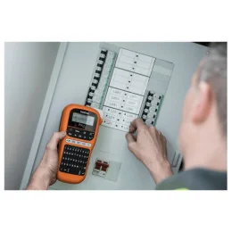  Etiqueteuse professionnelle portable Brother PT-E110VP - AZERTY