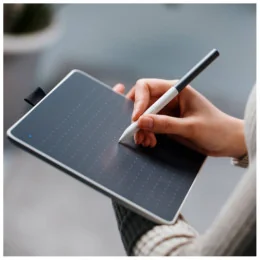 TABLETTE GRAPHIQUE À STYLET WACOM ONE PETITE - BLUETOOTH (CTC4110WLW2B)