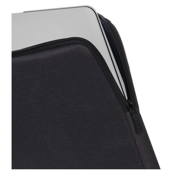 Housse Rivacase suzuka 7704 noire pour ordinateurs portables 13.3"-14" (7704 black)