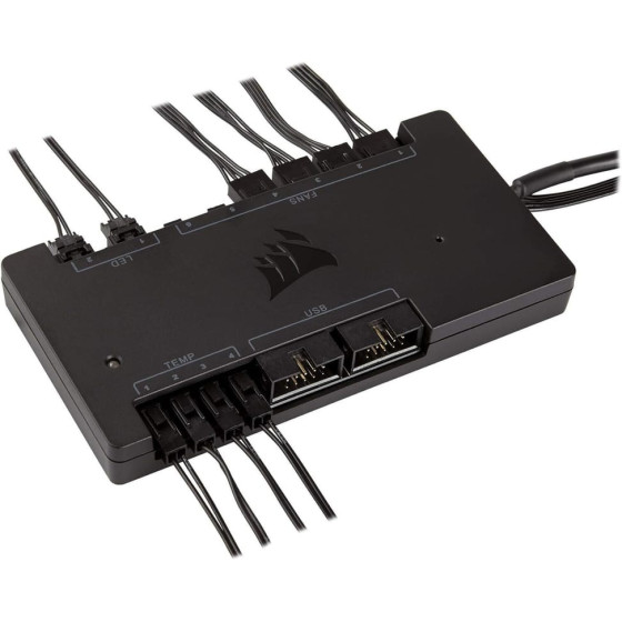 Corsair Controlleur de lumiere Commander PRO Ref: CL-9011110-WW (843591094344)