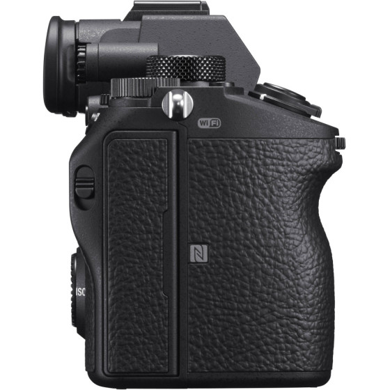 Sony Alpha 7 III (ILCE-7M3) + SONY LCS-U21 Appareil photo hybride (4548736079663)