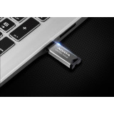 CLE USB Adata Metal UV210 32GB (AUV250-32G-RBK)