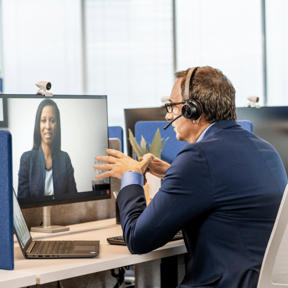 HP Voyager 4320 Microsoft Teams Certified Usb-a Headset +BT700 dongle (77Y98AA)