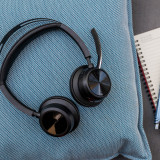 Micro-casque HP Poly Voyager Focus 2 USB-C-C certifié Microsoft Teams + adaptateur USB-C/A