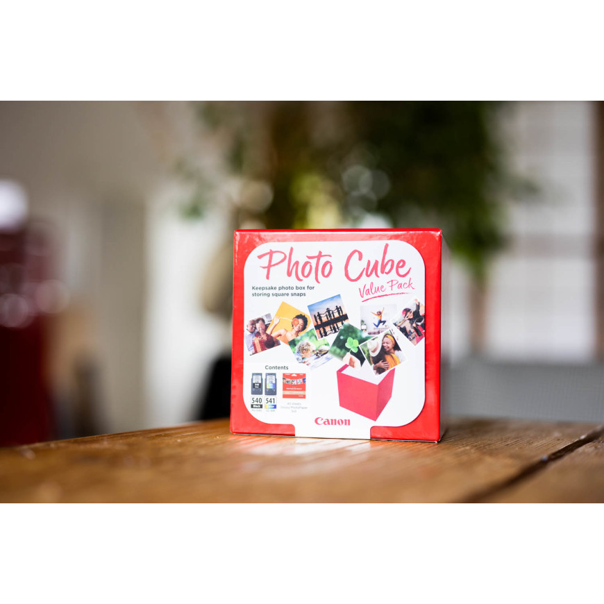 Coffret Canon Photo Cube incluant les cartouches d'encre PG-560 et CL-561 et du papier photo glacé Extra II PP-201 13 × 13 cm (4