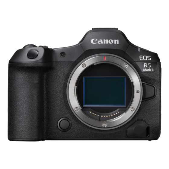 Appareil photo hybride Canon EOS R5 Mark II et objectif RF 24-105mm F4L IS USM