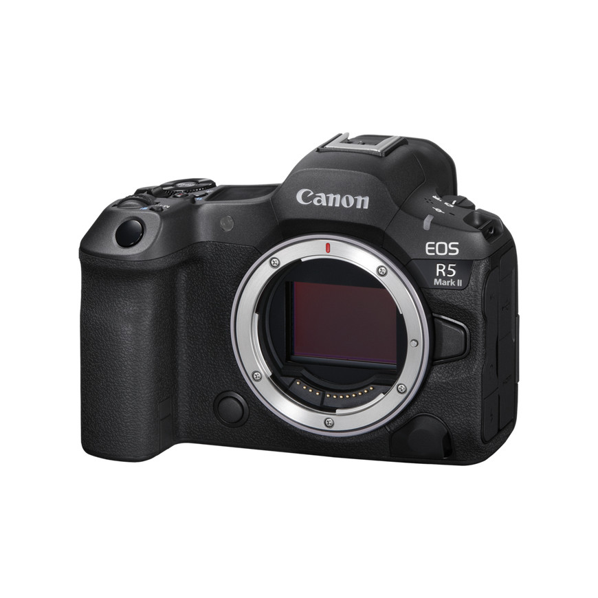 Appareil photo hybride Canon EOS R5 Mark II et objectif RF 24-105mm F4L IS USM