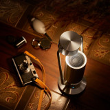 Lampe haut-parleur Canon Light & Speaker ML-A Bluetooth sans fil en aluminium, argent