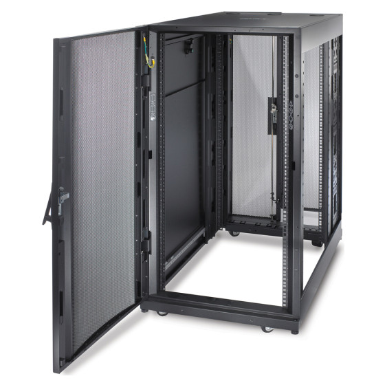 NetShelter SX 24U 600mm x 1070mm Deep Enclosure