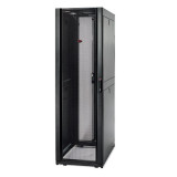 NetShelter SX 24U 600mm x 1070mm Deep Enclosure