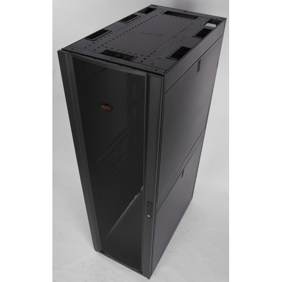 APC NetShelter SX 42U Server Rack Enclosure 600mm x 1070mm w/ Sides Black
