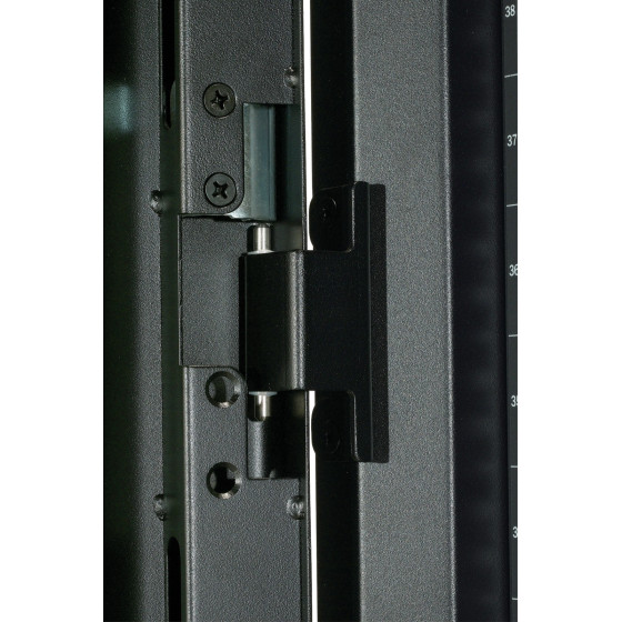 APC NetShelter SX 42U Server Rack Enclosure 600mm x 1070mm w/ Sides Black