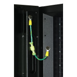 APC NetShelter SX 42U Server Rack Enclosure 600mm x 1070mm w/ Sides Black
