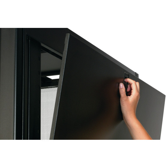 APC NetShelter SX 42U Server Rack Enclosure 600mm x 1070mm w/ Sides Black